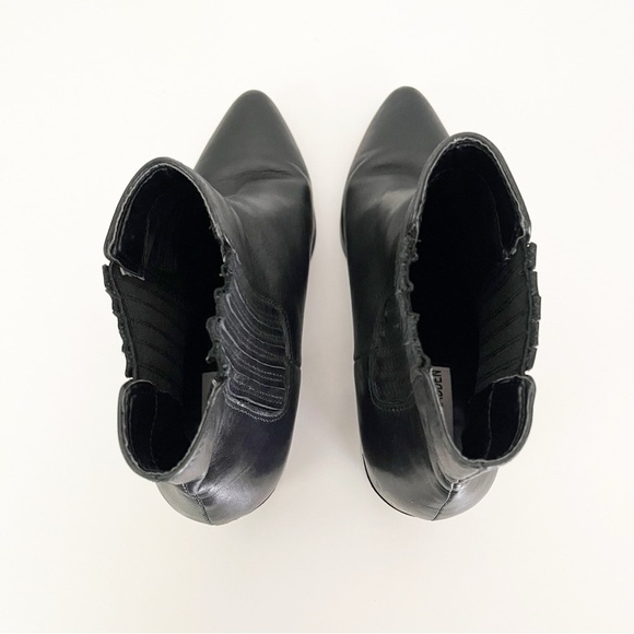Steve Madden Jaclyn Leather Boots Size 9.5  Block Heel In Classic Black Pull On - Picture 7 of 10